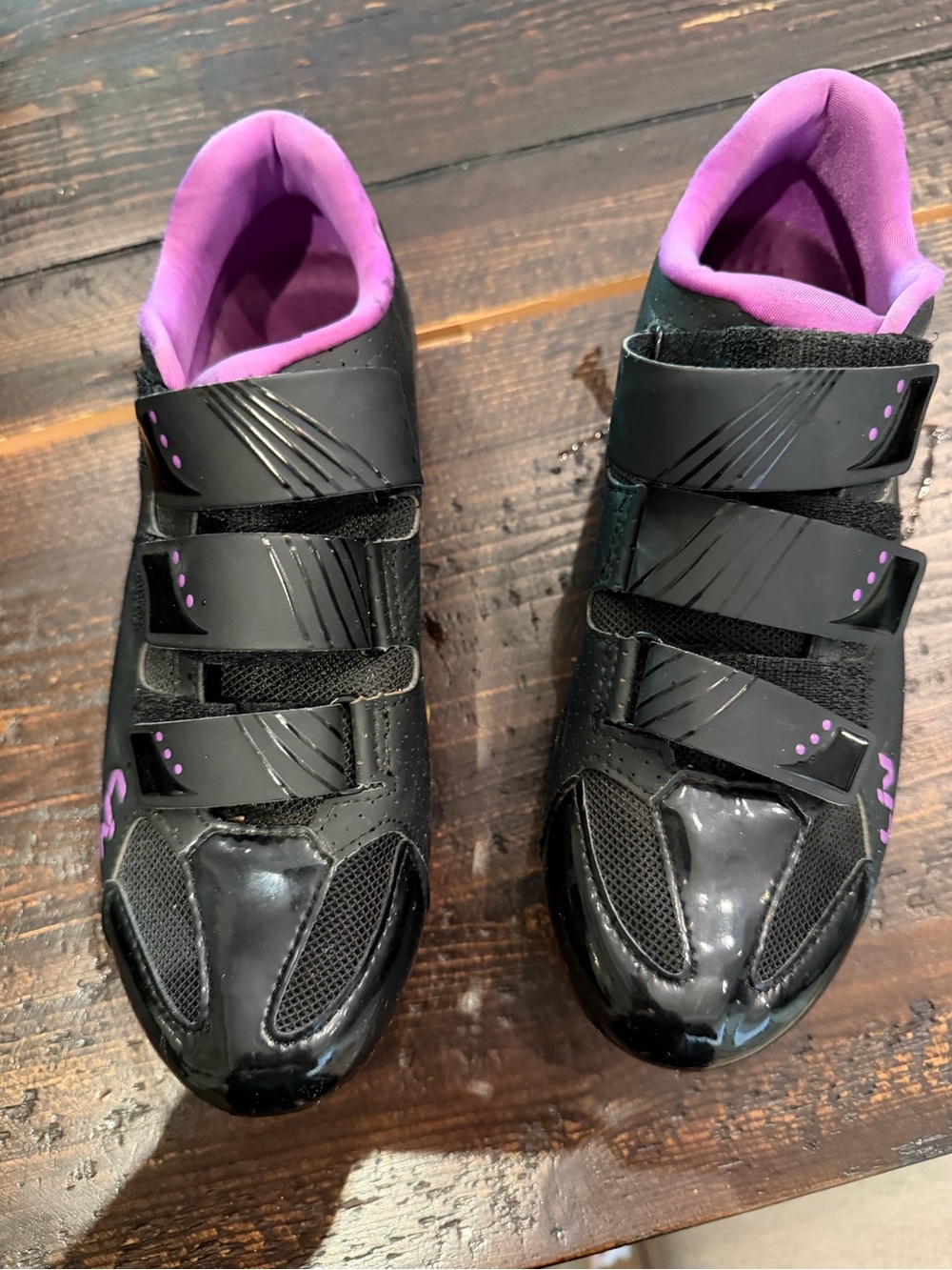 Women’s Black Athletic Cycling Shoes with Purple Accent